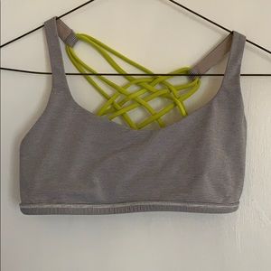 Sports bra